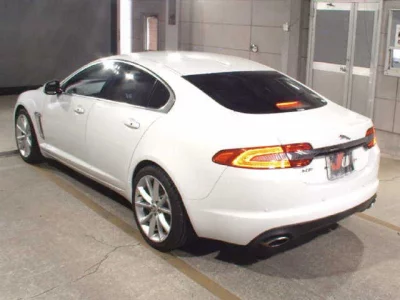 Jaguar XF SERIES