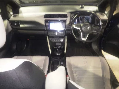 Nissan LEAF  с аукциона в Японии