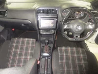 Volkswagen POLO лот № 8321 оценка 4  с аукциона в Японии 2