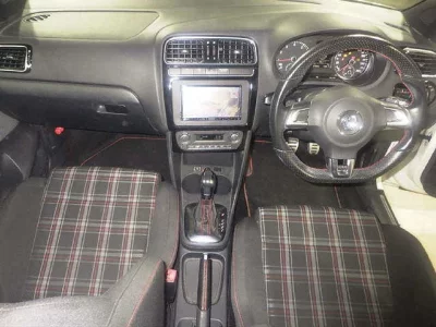 Volkswagen POLO  с аукциона в Японии