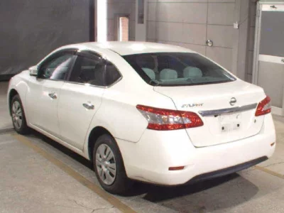 Nissan SYLPHY