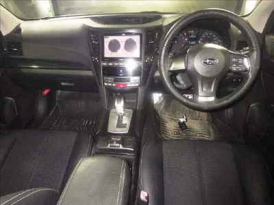 Subaru LEGACY B4  с аукциона в Японии