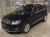 Volkswagen TIGUAN лот № 83 оценка 3  с аукциона в Японии 3