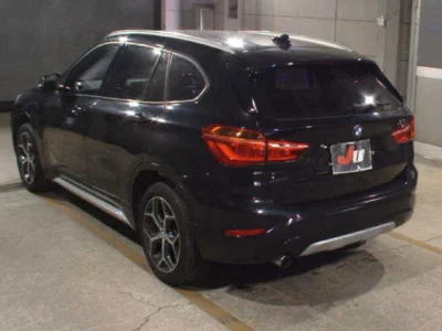 BMW X1  с аукциона в Японии