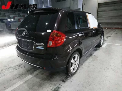 Mazda VERISA  с аукциона в Японии