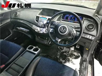 Honda ODYSSEY  с аукциона в Японии