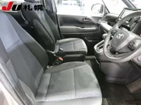 Toyota NOAH лот № 1028 оценка 3.5  с аукциона в Японии 4