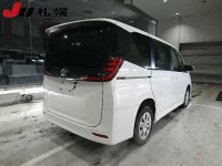 Toyota NOAH лот № 1002 оценка 3.5  с аукциона в Японии 1