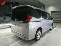 Toyota NOAH лот № 1020 оценка 4  с аукциона в Японии 1