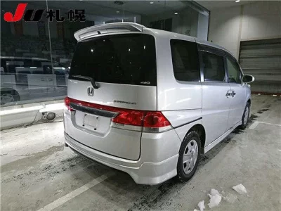 Honda STEP WAGON  с аукциона в Японии