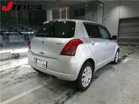 Suzuki SWIFT лот № 1068 оценка R  с аукциона в Японии 1