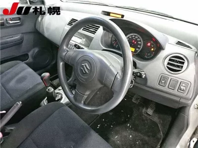 Suzuki SWIFT  с аукциона в Японии