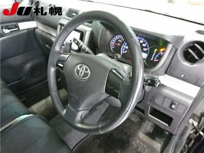 Toyota PIXIS SPACE