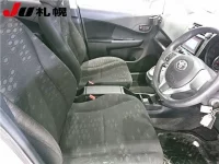 Toyota RACTIS лот № 23 оценка 3.5  с аукциона в Японии 4