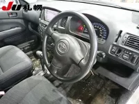 Toyota SUCCEED лот № 2 оценка R  с аукциона в Японии 2