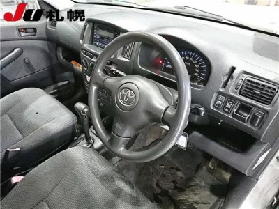 Toyota SUCCEED