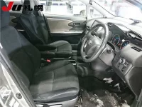 Toyota WISH лот № 126 оценка R  с аукциона в Японии 4