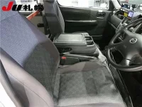 Nissan CARAVAN BUS лот № 130 оценка 3  с аукциона в Японии 4