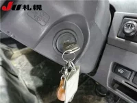 Nissan CARAVAN VAN лот № 1533 оценка R  с аукциона в Японии 2