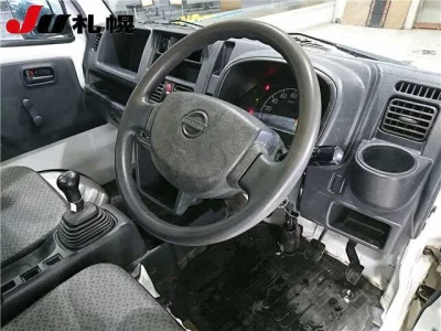 Nissan CLIPPER TRUCK  с аукциона в Японии