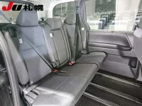 Toyota NOAH лот № 1281 оценка 4  с аукциона в Японии 6