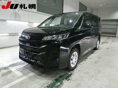 Toyota NOAH  с аукциона в Японии