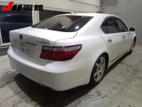 Lexus LS лот № 9210 оценка 4  с аукциона в Японии 4