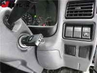 Mazda BONGO лот № 1285 оценка 3.5  с аукциона в Японии 3