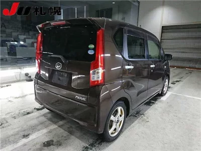 Daihatsu MOVE  с аукциона в Японии