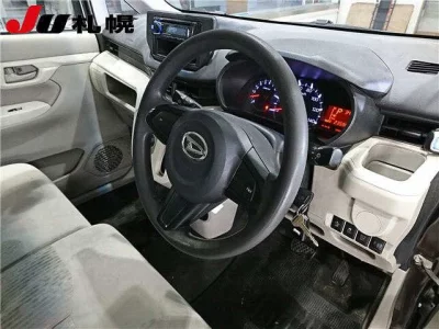 Daihatsu MOVE  с аукциона в Японии