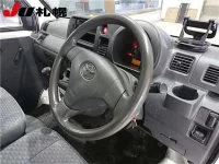 Toyota PIXIS VAN лот № 203 оценка 3  с аукциона в Японии 2