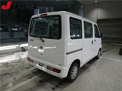 Toyota PIXIS VAN  с аукциона в Японии