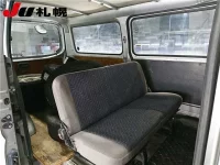 Nissan CARAVAN VAN лот № 216 оценка R  с аукциона в Японии 5