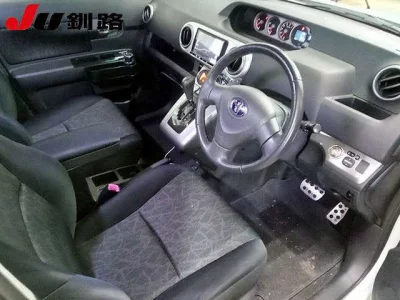 Toyota COROLLA RUMION