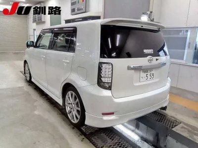 Toyota COROLLA RUMION