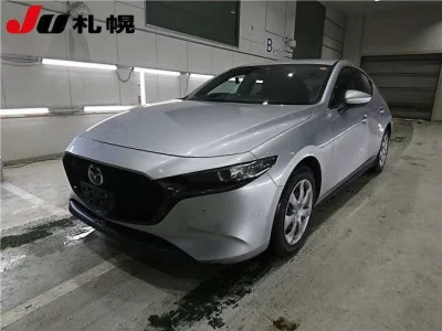 Mazda MAZDA3  с аукциона в Японии