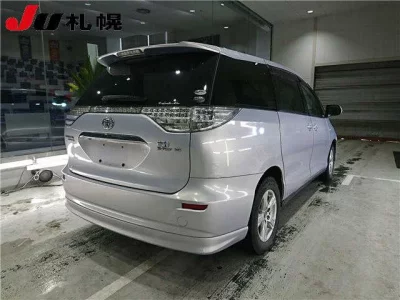 Toyota ESTIMA HYBRID