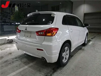 Mitsubishi RVR