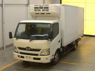 Hino DUTRO  с аукциона в Японии
