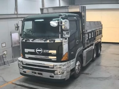 Hino TRUCK