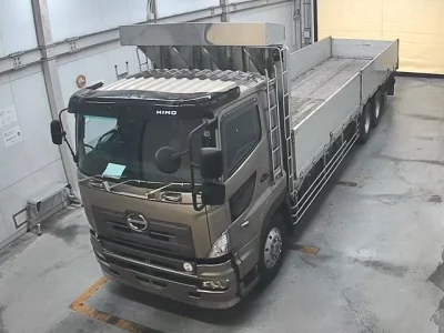 Hino TRUCK