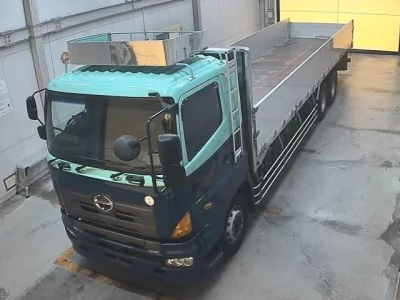 Hino TRUCK