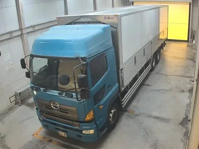Hino TRUCK