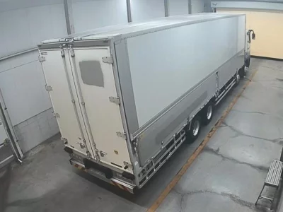 Mitsubishi FUSO TRUCK  с аукциона в Японии