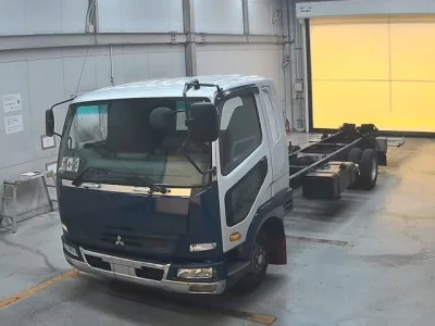 Mitsubishi FUSO FIGHTER