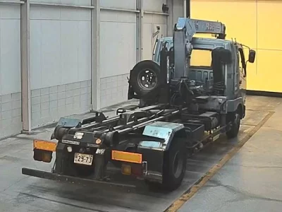 Mitsubishi FUSO FIGHTER