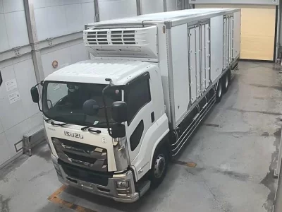 Isuzu TRUCK