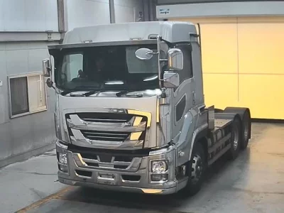 Isuzu TRUCK