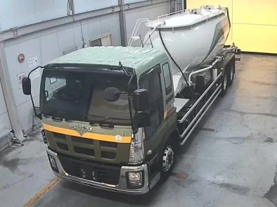 Isuzu TRUCK