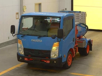 Isuzu ELF